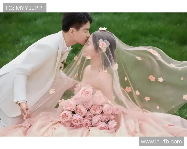 高准翼社媒分享与妻子的浪漫婚纱照甜蜜瞬间引发网友热议